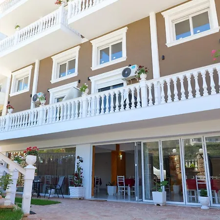 Elite Hotel 3*